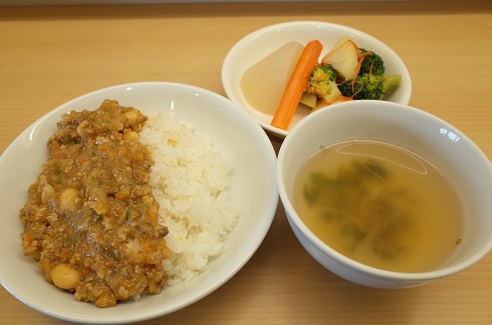 昼食