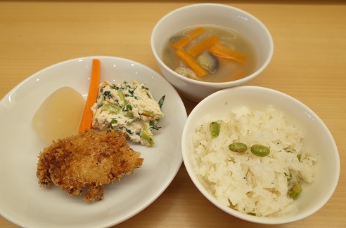 昼食