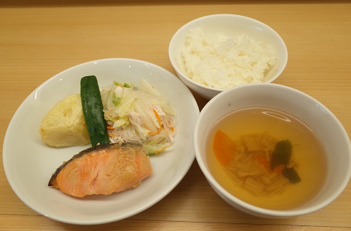 昼食