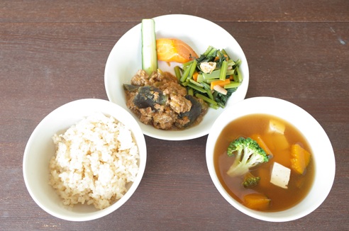 昼食