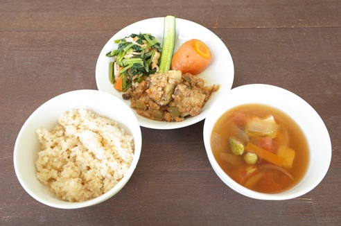 昼食