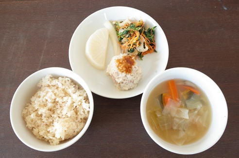 昼食