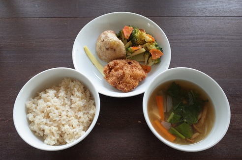 昼食