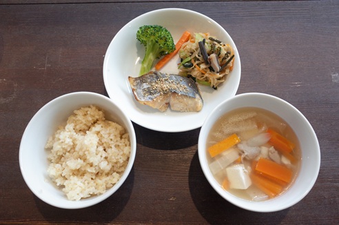 昼食